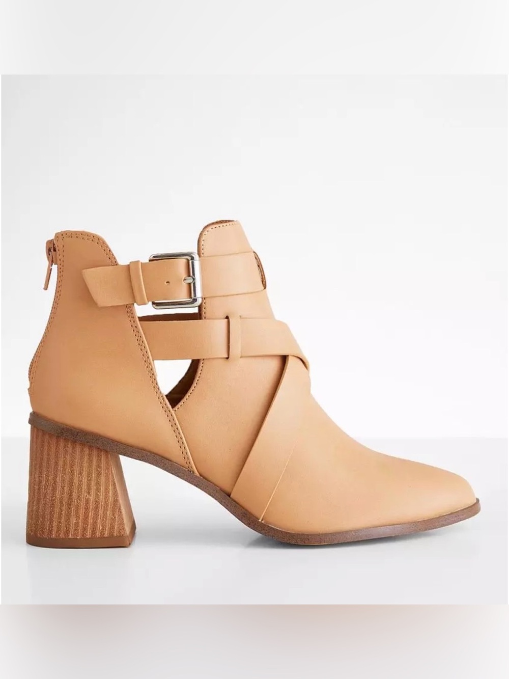 DV by Dolce Vita Drako Ankle Boot in Blush